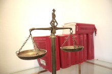 弁護士